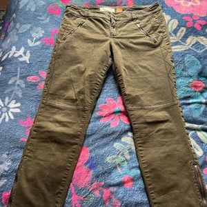 Anthropologie Pilcro Pants ankle slacks Slim 32 L Large Army Green cropped